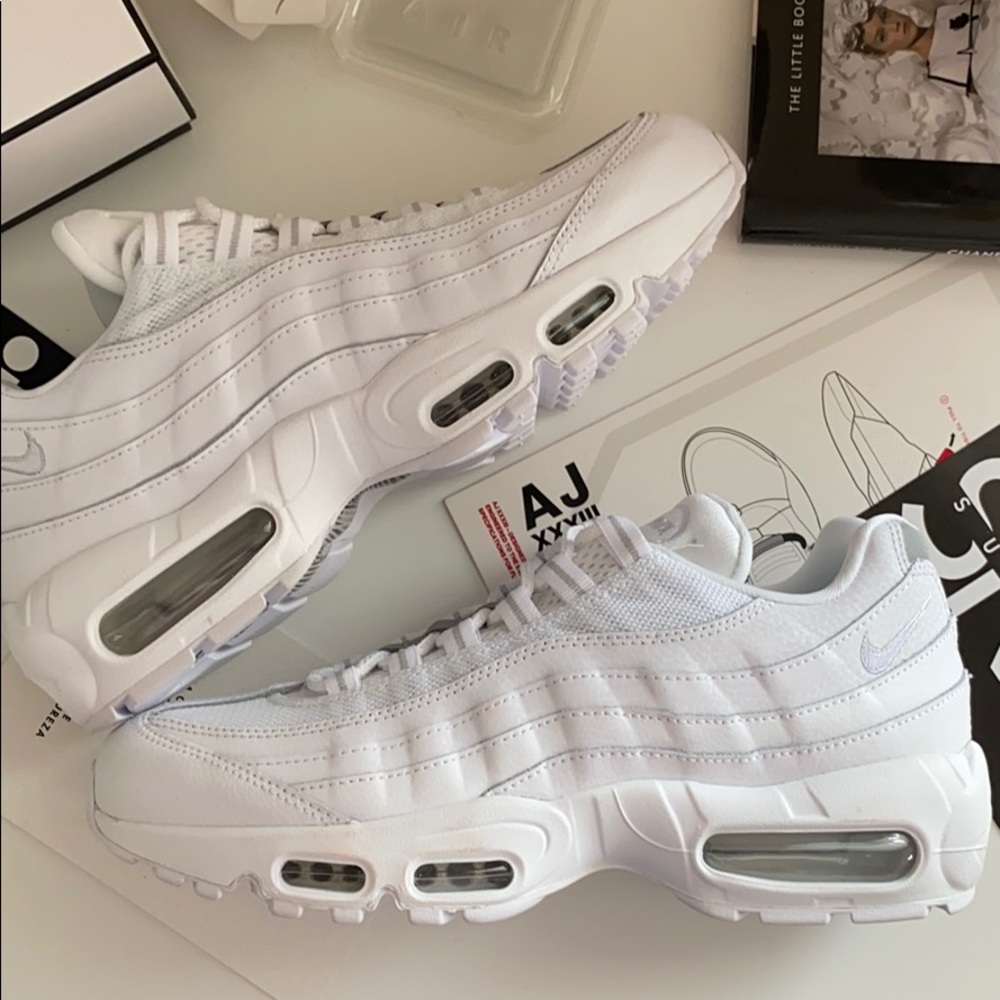 NWT Nike Air Max 95 essential white - Picture 4 of 8